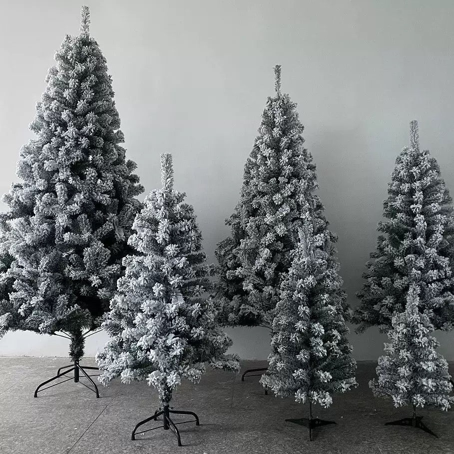 Árbol De Navidad Pino Blanco Con Base Metal 210cm